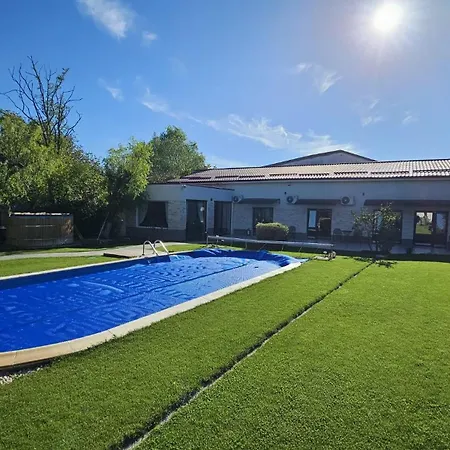 Neferprod - Is - Cam 02